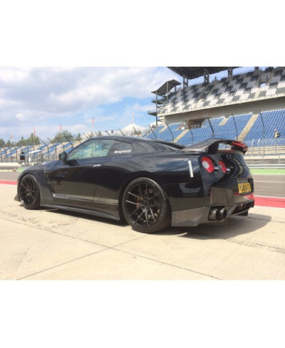 BAS DE CAISSE CARBONE GTR R35 KNIGHT RACER