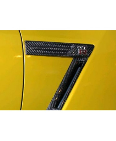 EMBLEMES AILES AVANT CARBONE GTR R35 09-13 KR