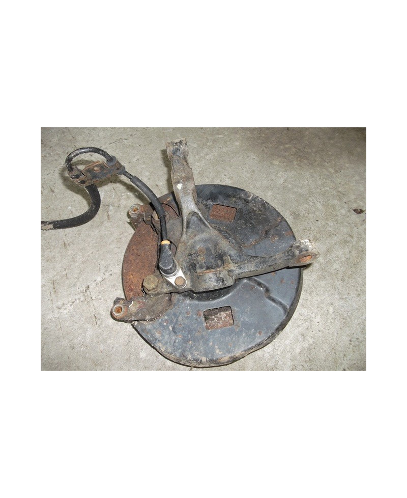 PORTE MOYEU AVANT DROIT S13 NISSAN 