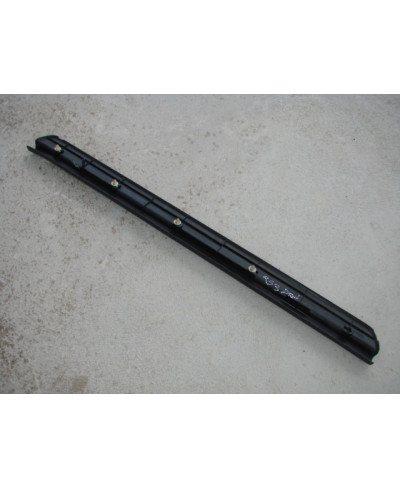 SEUIL DE PORTE DROITE R33 NISSAN