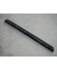 SEUIL DE PORTE DROITE R33 NISSAN