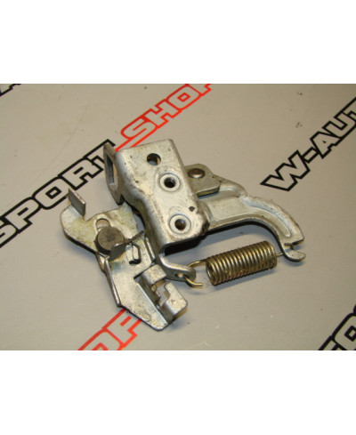 GACHE DE COFFRE R33 NISSAN 