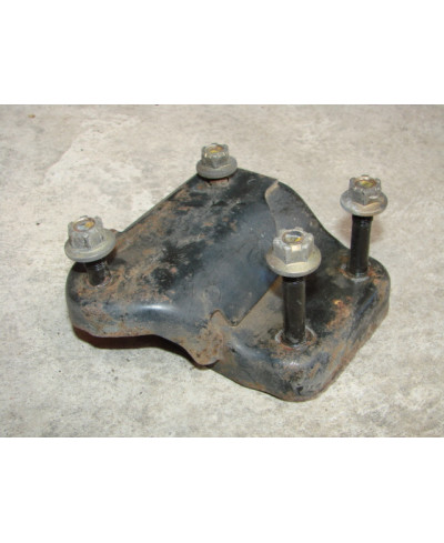 SUPPORT TRIANGLE SUPERIEUR AVANT R32 GTR NISSAN