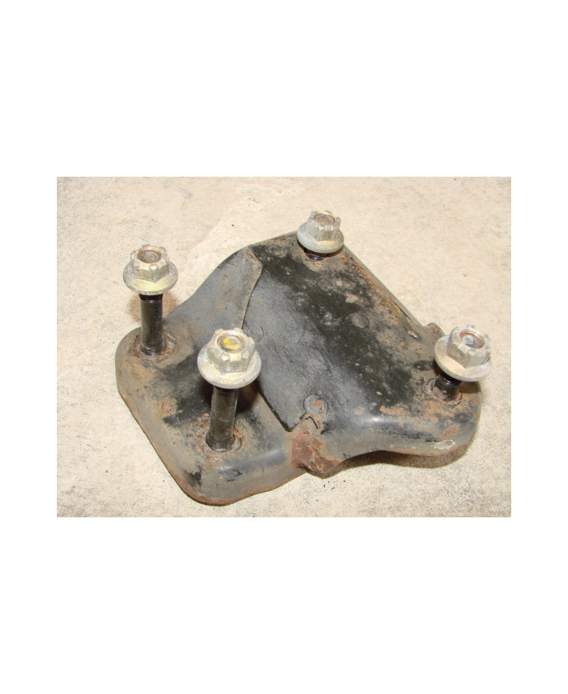 SUPPORT TRIANGLE SUPERIEUR AVANT R32 GTR NISSAN