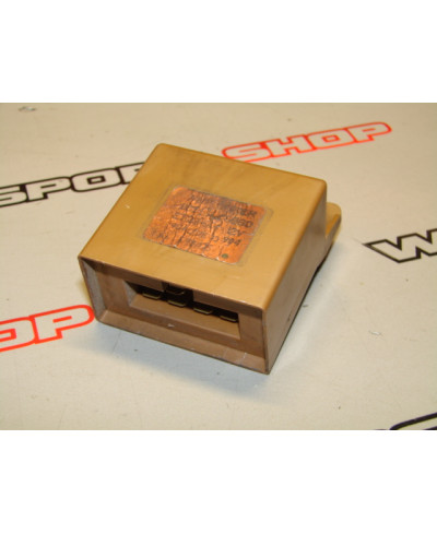 RELAIS TEMPORISATION ESSUIE GLACE AVANT NISSAN