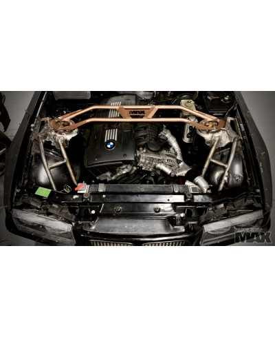 Ensemble de barres de renforcement et de barres de renforcement pour colonne de suspension avant E36