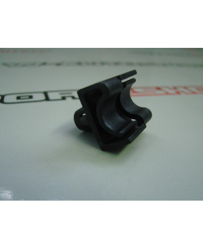 KIT FIXATION TRINGLE CAPOT S13 NISSAN 