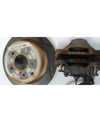 PAIRE DISQUE DE DISQUE + ETRIER ARRIERE SKYLINE R34GTT ORIGINE 