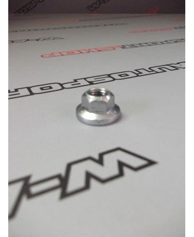 ECROU COLLECTEUR M10 NISSAN