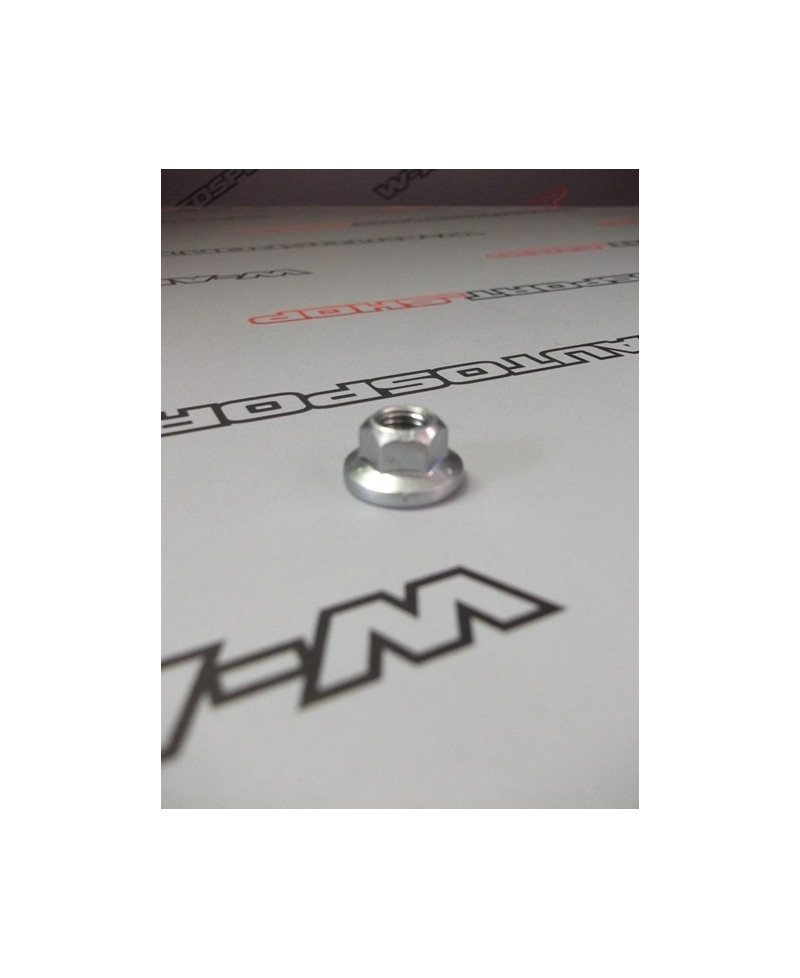 ECROU COLLECTEUR M10 NISSAN