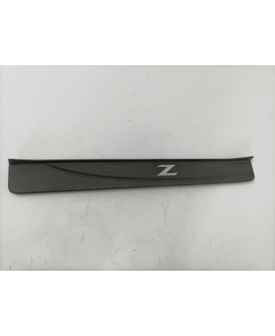 SEUIL DE PORTE GAUCHE 370Z ORIGINE NISSAN