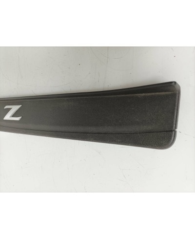 SEUIL DE PORTE GAUCHE 370Z ORIGINE NISSAN