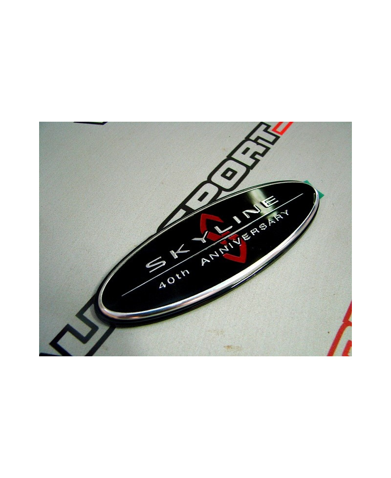 EMBLÈME 40TH ANNIVERSARY R33 NISSAN 