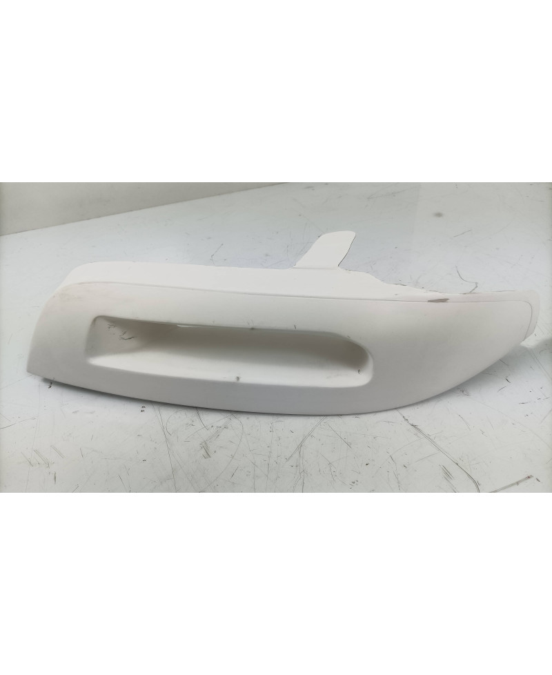 PRISE D'AIR PHARE GAUCHE RESINE EP-RACING