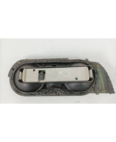 FEU ARRIERE GAUCHE R32 NISSAN