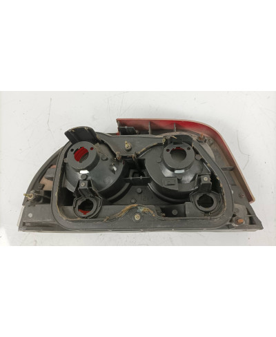 FEU ARRIERE DROIT R33 NISSAN