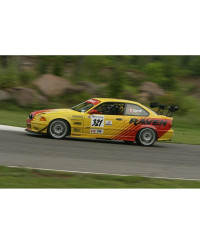 AILERON FIBRES DE CARBONE GTC-300 67" BMW E36/ M3- APR PERFORMANCE 