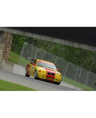 AILERON FIBRES DE CARBONE GTC-300 61" BMW E36 M3 - APR PERFORMANCE 