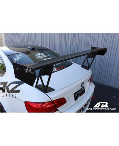 AILERON AJUSTABLE CARBONE GT-250 61" BMW E92 COUPE - APR PERFORMANCE 