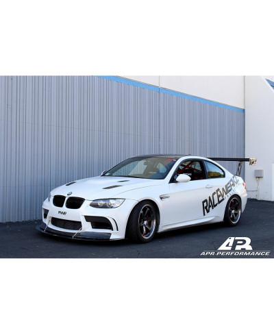 AILERON AJUSTABLE CARBONE GT-250 67" BMW E92 COUPE - APR PERFORMANCE 