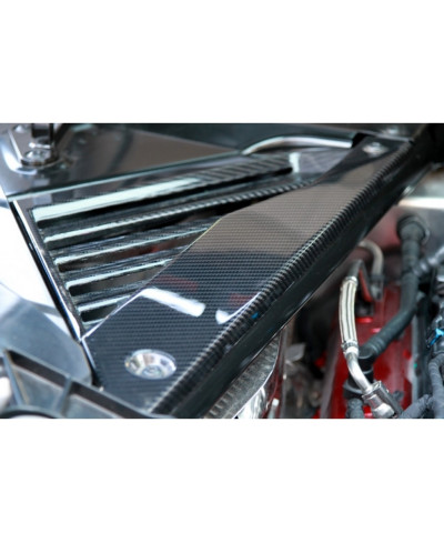 CACHES MOTEUR CARBONE CHEVROLET CORVETTE C8 (BAIE MOTEUR) - APR PERFORMANCE 