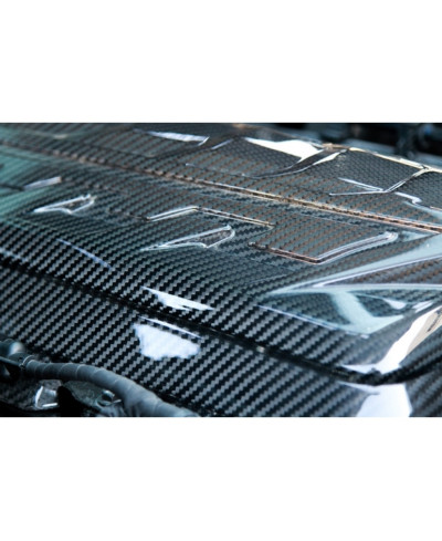 CACHE PLENUM MOTEUR CARBONE CHEVROLET CORVETTE C8 - APR PERFORMANCE 