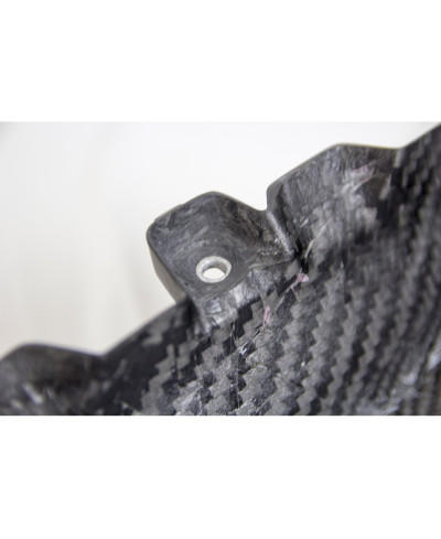 CACHE PLENUM MOTEUR CARBONE CHEVROLET CORVETTE C8 - APR PERFORMANCE 