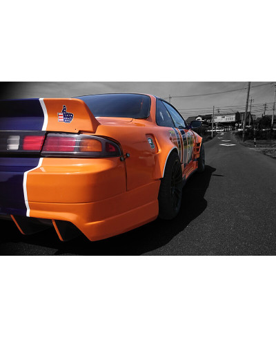 AILES ARRIERE +75MM EN FIBRE DE VERRE NISSAN 200SX S14/ S14A - ORIGIN LABO 