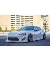 KIT CARROSSERIE RACING LINE EN FIBRE DE VERRE TOYOTA GT86 - ORIGIN LBO 
