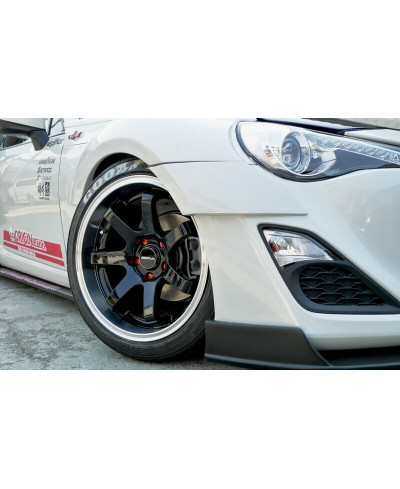 KIT CARROSSERIE RACING LINE EN FIBRE DE VERRE TOYOTA GT86 - ORIGIN LBO 