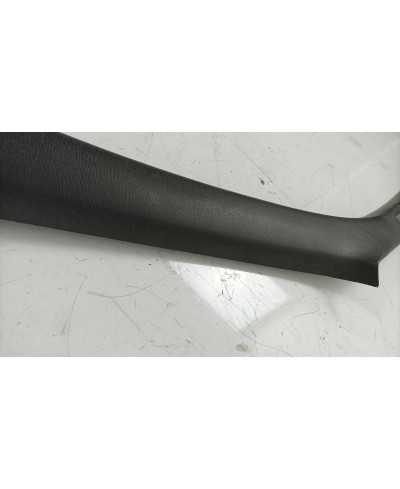 HABILLAGE MONTANT INTERIEUR GAUCHE DE PARE BRISE SKYLINE R33 NISSAN