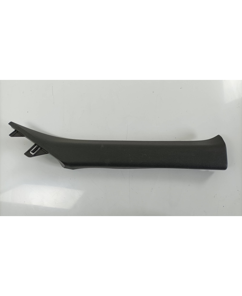 HABILLAGE MONTANT INTERIEUR DROIT DE PARE BRISE 370Z NISSAN