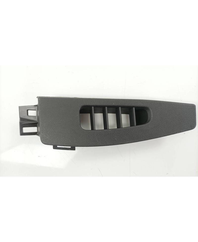 HABILLAGE GRILLE AERATION GAUCHE 370Z NISSAN