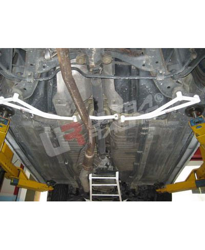 BARRE STABILISATRICE 3 PIECE NISSAN S14/R34 GTT - ULTRA RACING 