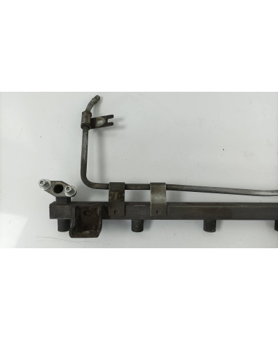 RAMPE INJECTION ESSENCE ORIGINE NISSAN RB20