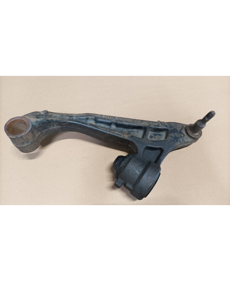 BRAS SUSPENSION AVANT DROIT R33 GTS-T NISSAN