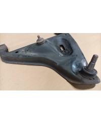 TRIANGLE ARRIERE GAUCHE SKYLINE R33 ORIGINE NISSAN