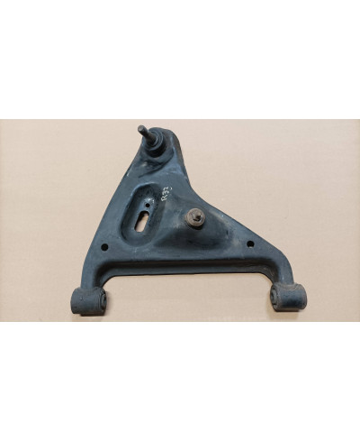 TRIANGLE ARRIERE GAUCHE SKYLINE R33 ORIGINE NISSAN