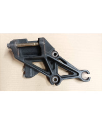 SUPPORT DE POMPE DE DIRECTION ASSISTEE RB26DETT NISSAN 