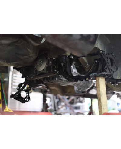 KIT DE VERROUILLAGE EXCENTRIQUE NISSAN S13/180SX/R32 (NON HICAS) - GKTECH 