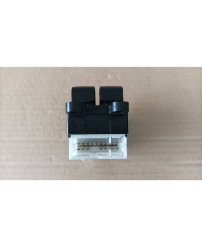 INTERRUPTEUR DE LEVE VITRE CONDUCTEUR SILVIA 200SX S15 NISSAN