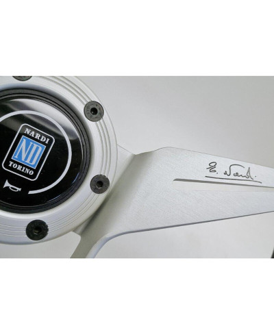 VOLANT NOVANTESIMO CUIR NOIR, BRANCHES BLANCHES, BAGUE BLANCHE AVEC VIS APPARENTES- NARDI