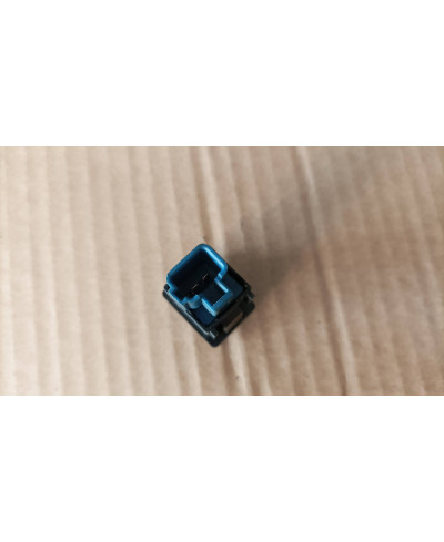 INTERRUPTEUR ACTIVATION OUVERTURE COFFRE VIA TELECOMMANDE RX8 ORIGINE MAZDA