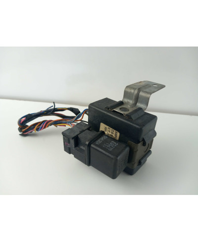 RELAIS TEMPORISATION ESSUIE GLACE ARRIERE AVEC RELAISS14 NISSAN