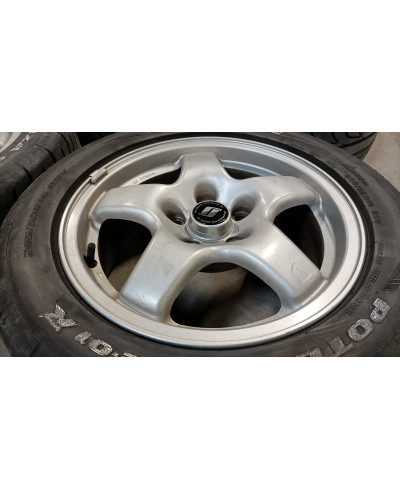 SET DE 4 JANTES 16X6.5 ET40 ORIGINE SKYLINE R32 GTS-T NISSAN 