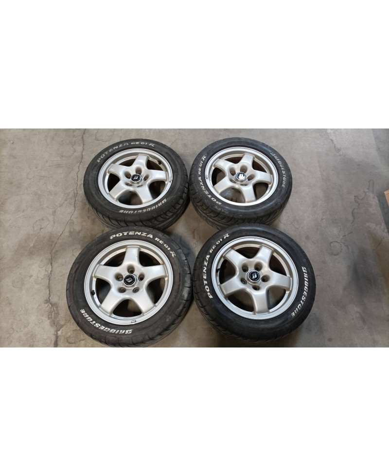 SET DE 4 JANTES 16X6.5 ET40 ORIGINE SKYLINE R32 GTS-T NISSAN 