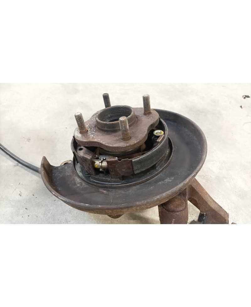 PORTE MOYEU ARRIERE GAUCHE COMPLET 200SX S13 NISSAN 