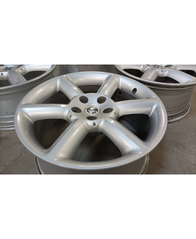 SET 4 JANTES ORIGINE 18X8 ET30 350 NISSAN