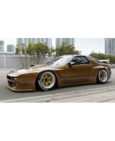 KIT CARROSSERIE PANDEM V2 MAZDA RX7 FC3S TRA KYOTO