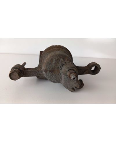 DEMI ETRIER ARRIERE GAUCHE 200SX S13 NISSAN